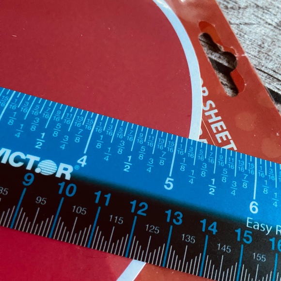 NWT. 🎈Pack of paper cutouts in shape of balloon. Pack of 36 red balloon cards. - Picture 6 of 6